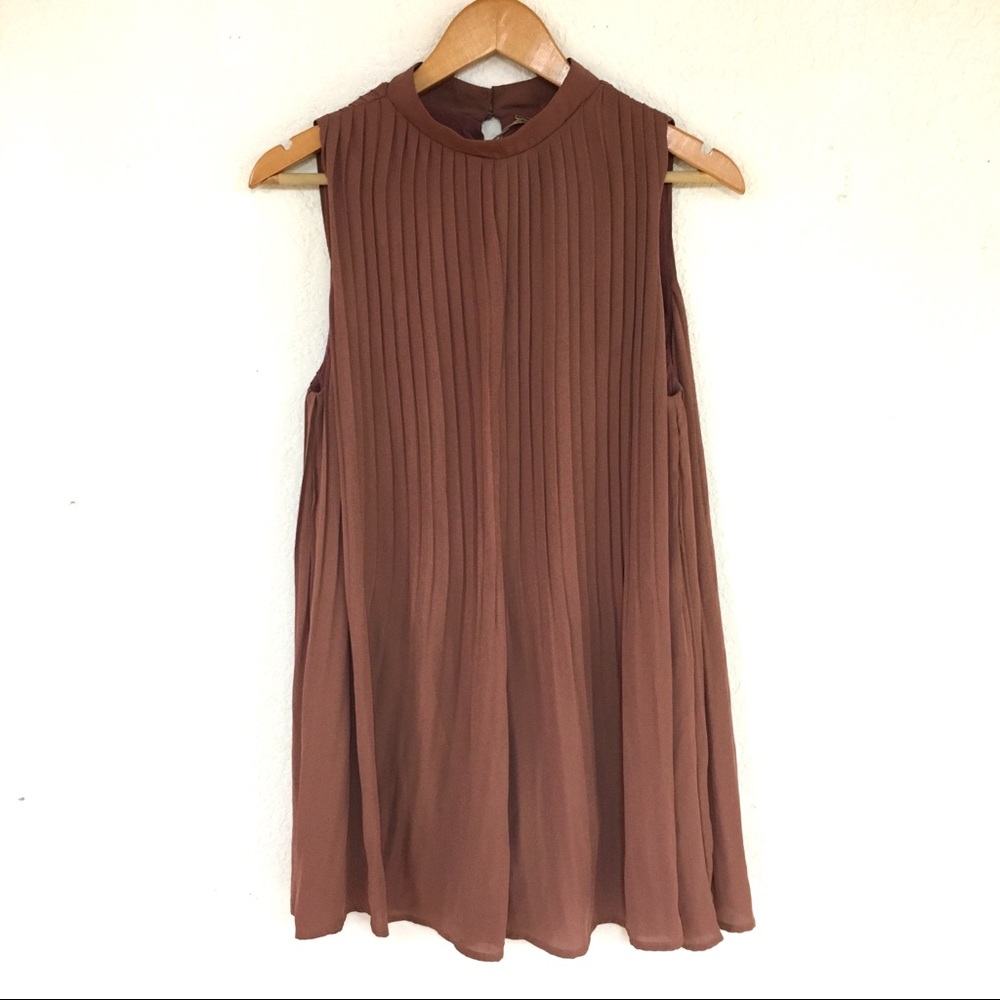 Lux Sleeveless Pleated Mauve Romper